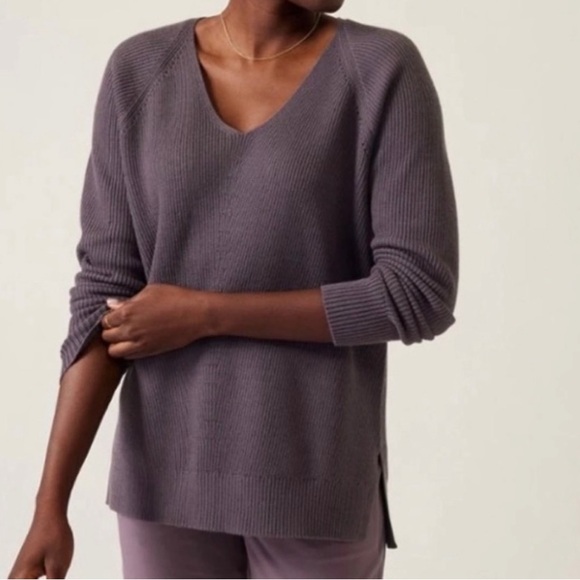 Athleta Sweaters - ATHETA Hanover V-Neck Merino Extra Fine Wool Pullover Sweater